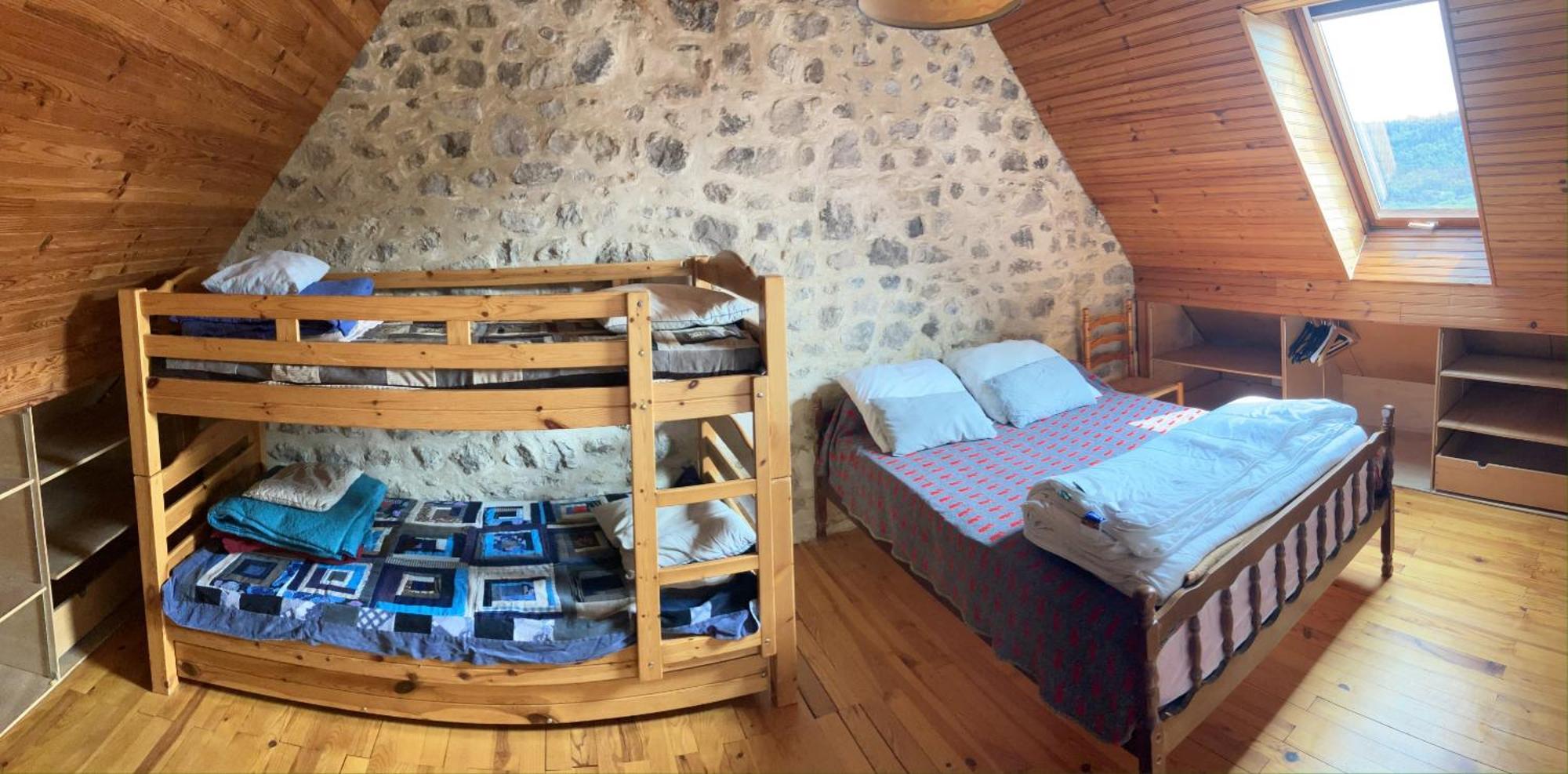 Maison De Varennes Chambon-sur-Lac Room photo