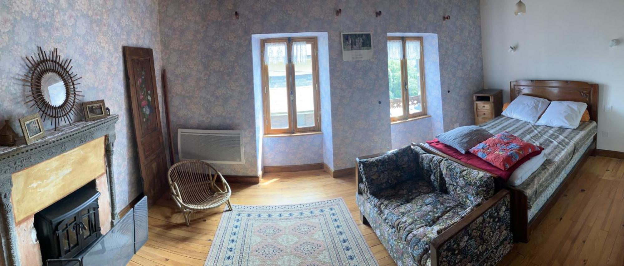Maison De Varennes Chambon-sur-Lac Room photo